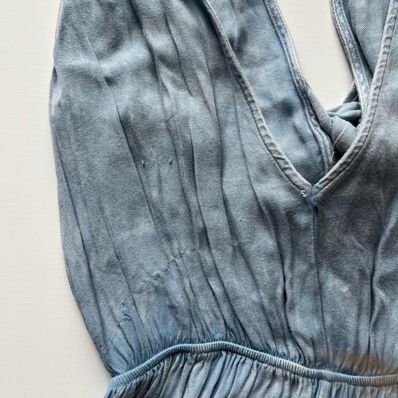 NWT Audrey 3+1 Blue Jumpsuit with Plunging V-Neckline - Picture 7 of 7